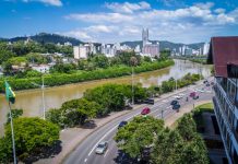 Blumenau é a 6ª cidade catarinense com maior custo per capita do funcionalismo público