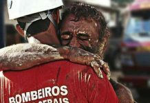 Foto de bombeiro sendo abraçado não é da tragédia de Brumadinho