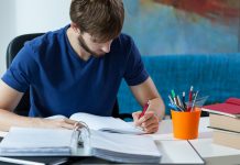 Nota do Enem garante descontos de 40% até 100% na Unicesumar