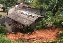 Temporal provoca deslizamentos e quedas de árvore no Garcia