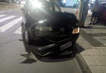 Quatro carros se envolvem em acidente na rua 7 de Setembro