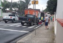 Pedestre é atropelada sobre a faixa na rua Hermann Tribess