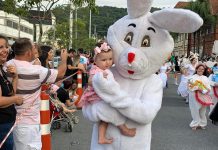 Galeria de fotos: Veja como foi a Parada de Páscoa de Blumenau