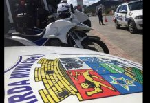 Veículo colide em residência e ao menos uma pessoa fica ferida em Blumenau