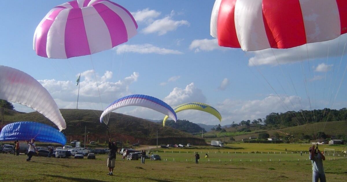 29o-festival-de-parapente-movimenta-gaspar-neste-fim-de-semana-capa-2025-05-15t095423.068 Confira 19 coisas para fazer em Blumenau e região neste fim de semana