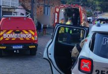 Briga de casal termina com mulher esfaqueada pelo companheiro em Gaspar Briga de casal termina com mulher esfaqueada pelo companheiro em Gaspar