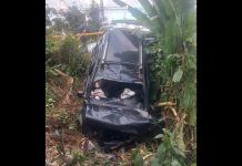 Mulher fica gravemente ferida após carro sair da pista e cair em ribanceira em Gaspar