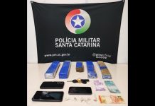 Dois homens são detidos com quase quatro quilos de maconha em Blumenau Blumenau