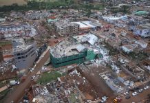 Blumenau organiza campanha para enviar material de construção para cidade paranaense atingida por tornado